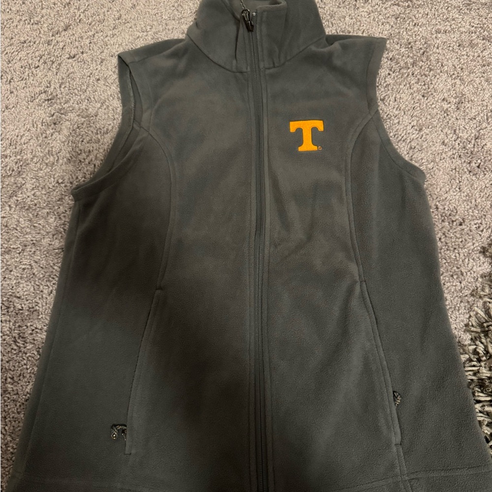 Gray Fleece Vest with TN vols Logo